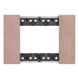 Placa de acabamento Living...