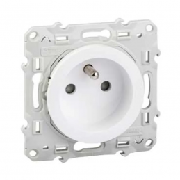 Socket outlet 2P+T white...