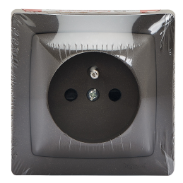 Tomada com ligação à terra...