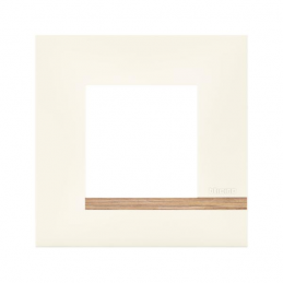 Altège placa 1 posición...