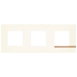 Altège placa 3 puestos nota...