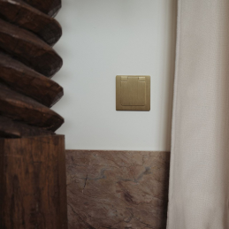 Switch plate 'M' lacquered...