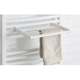 Dryer bar for towel rail to...