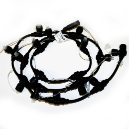 Collector 16 outputs cable...