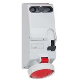 Locked socket P17 IP66 63A...