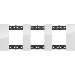 Cover plate Living Now...