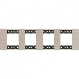 Placa de acabamento Living...