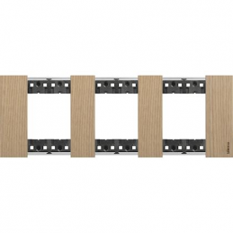 Placa de acabamento Living...