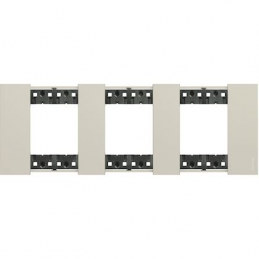 Placa de acabamento Living...