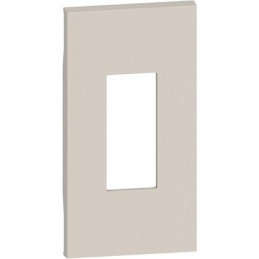 Finishing faceplate Living...