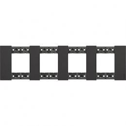 Cover plate Living Now...