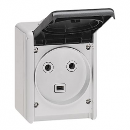 Plug watertight 2P+T 32A...