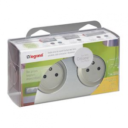 Duplo tomada de corrente...