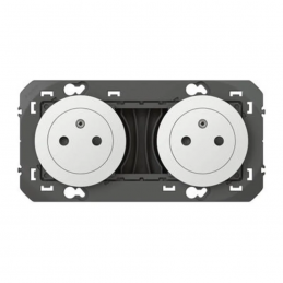 Double socket outlet 2P+T...