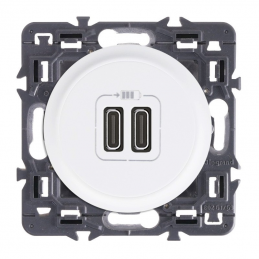 Ficha duplo carregador USB...