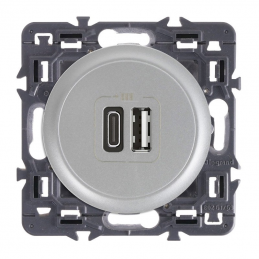 Ficha duplo carregador USB...